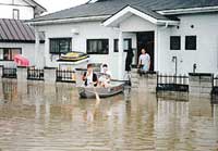 平成7年8月洪水で被害をうけた家からの避難状況（身神川）
