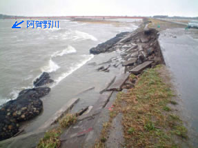 堤防護岸の被災状況（H18.12.29)