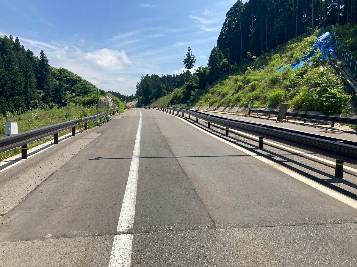 走行性の改善状況｜E41 能越自動車道・のと里山海道 災害復旧
