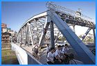 現代の犀川大橋の写真