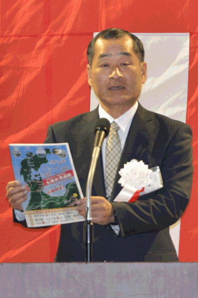  富山河川国道事務所長　松井　健一