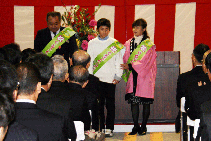 富山県側式典会場