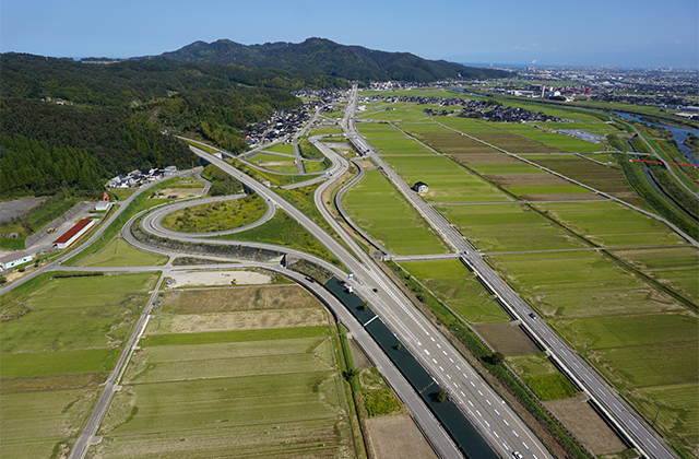 高岡北ICの空中写真