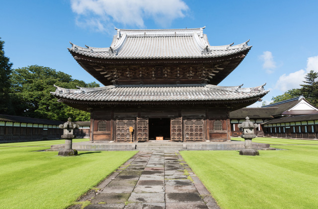 国宝高岡山瑞龍寺の写真