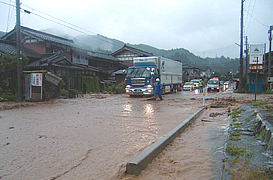 国道7号道路冠水（蒲萄地区）