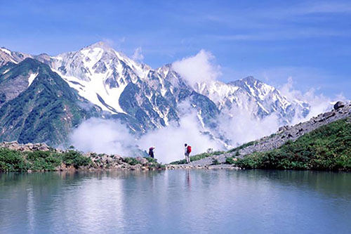 八方池と白馬三山