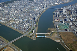 信濃川水門