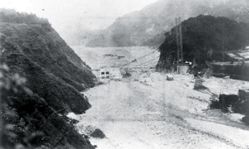 Hongu Sabo Dam under construction