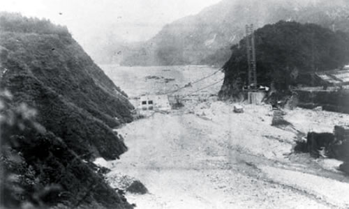Hongu Sabo Dam under construction